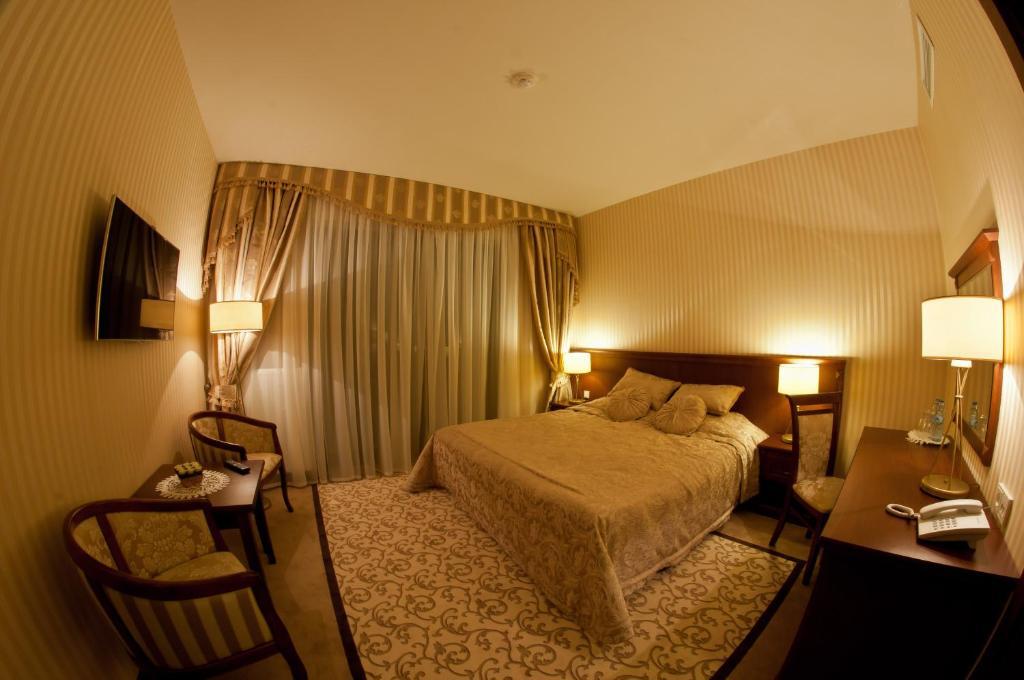 Dwór Kresowy 3* Radymno